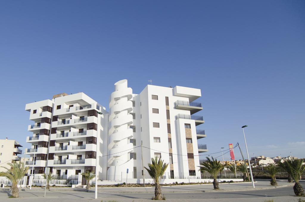 Arenales Playa Superior By Mar Holidays Ареналес дел Сол Екстериор снимка