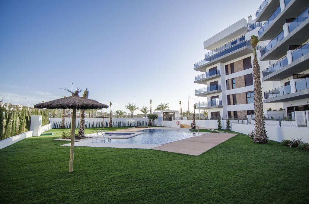 Arenales Playa Superior By Mar Holidays Ареналес дел Сол Екстериор снимка